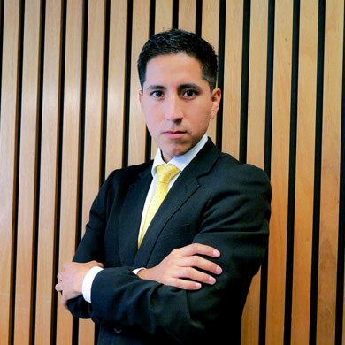 https://estudiozevallos.com/wp-content/uploads/2025/11/JuanPac.jpg